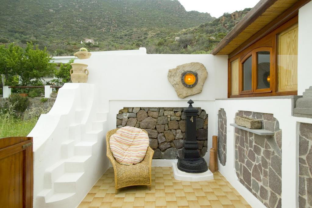 B&B Da Luca Panarea Pokój zdjęcie