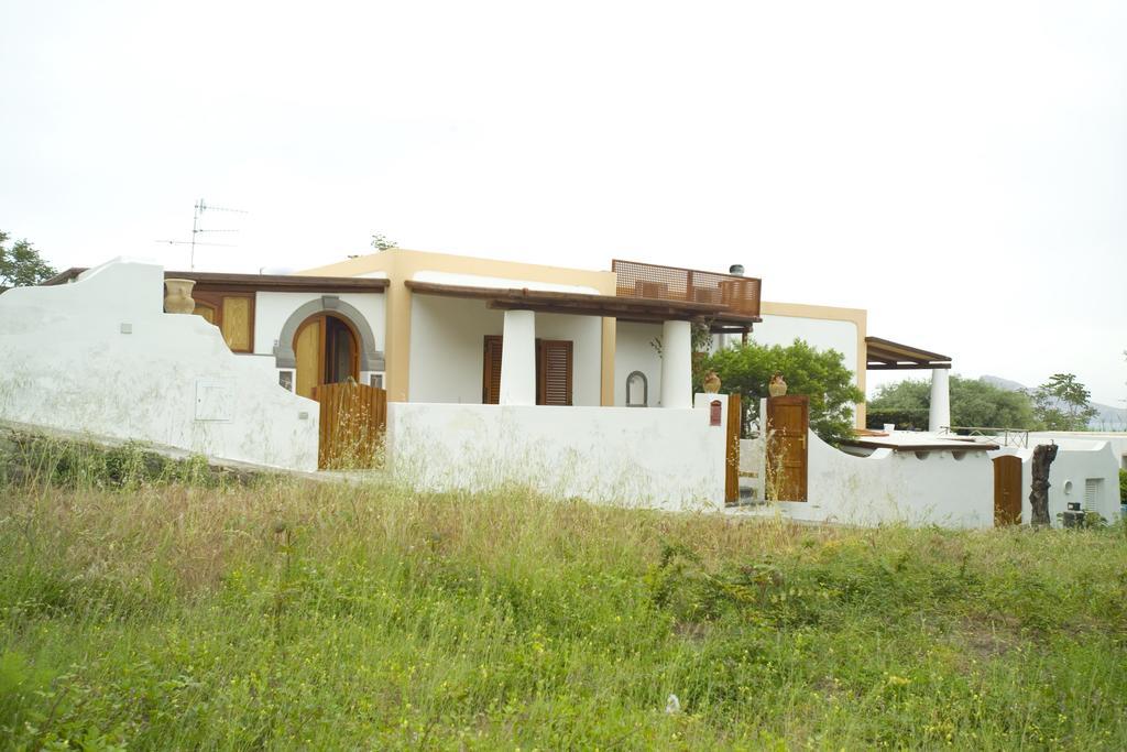 B&B Da Luca Panarea Zewnętrze zdjęcie